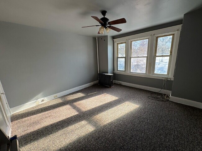 Building Photo - 1818 Walnut St