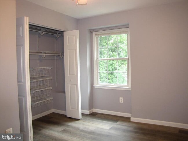 Building Photo - 3354 Contessa Ct