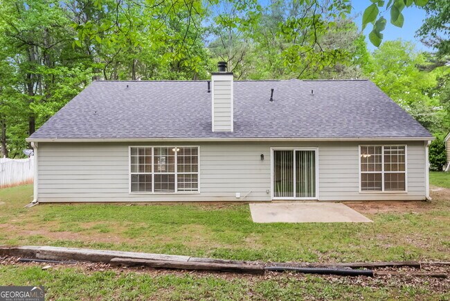 Building Photo - 8391 Taylor Rd
