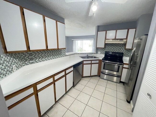 Building Photo - 3401 NW 44th St