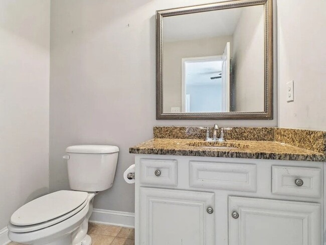 Building Photo - Stunning 4BR House in Columbia