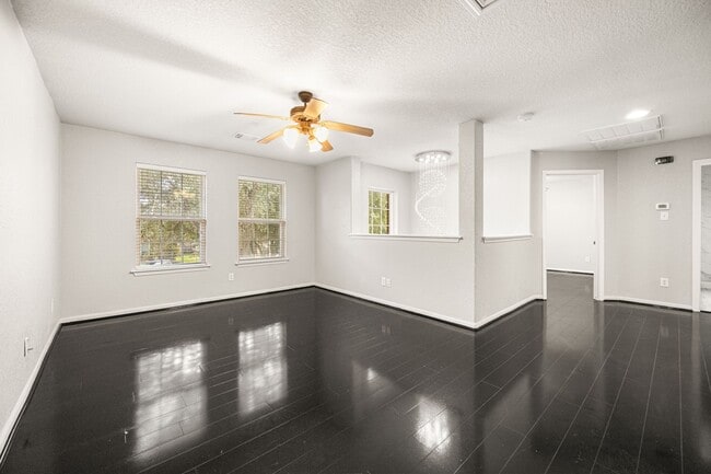 Building Photo - 21018 Oakley Hill Ct