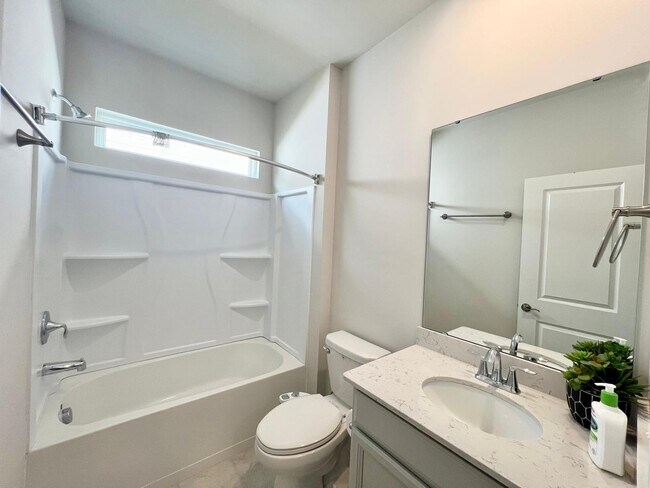 Building Photo - 182 Abersham Dr