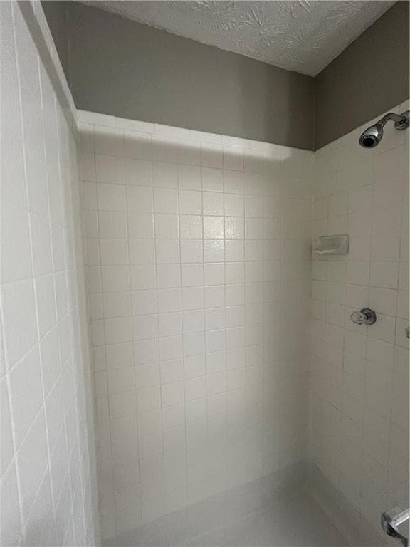 Building Photo - 4161 Riverlook Pkwy SE