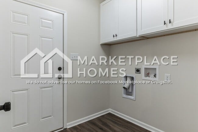 Building Photo - 1627 North St SE