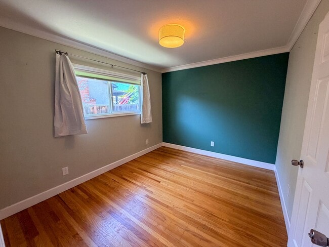 Building Photo - Spanish Style Home in Livermore Available Now!