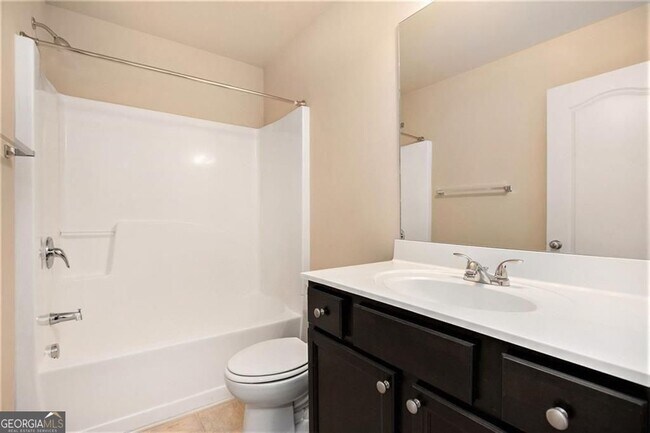 Building Photo - 2426 Bellyard Dr
