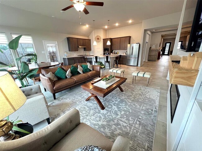 Building Photo - 25402 Kidwiler Dr