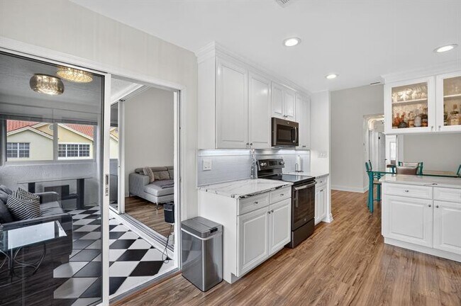 Building Photo - 2121 S Ocean Blvd