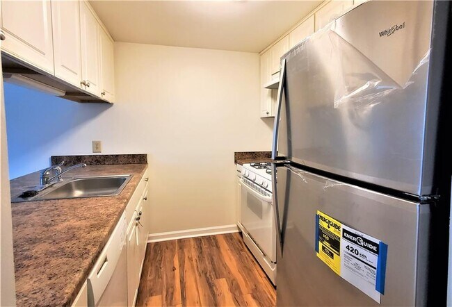 Building Photo - 66 Country Pl Ct