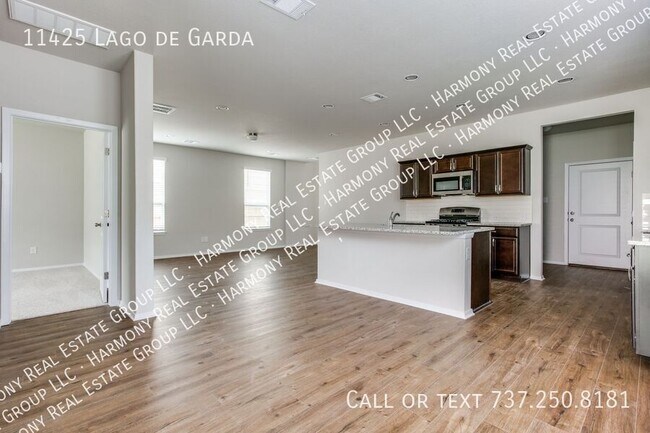 Building Photo - 11425 Lago de Garda Dr