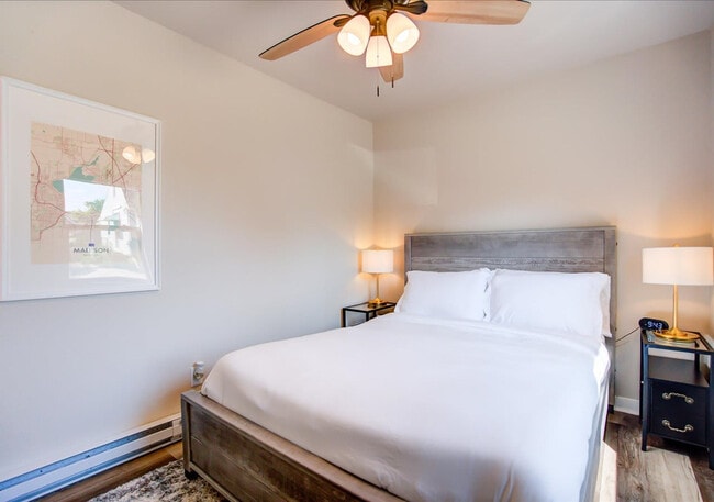 Building Photo - 156 Rodney Ct