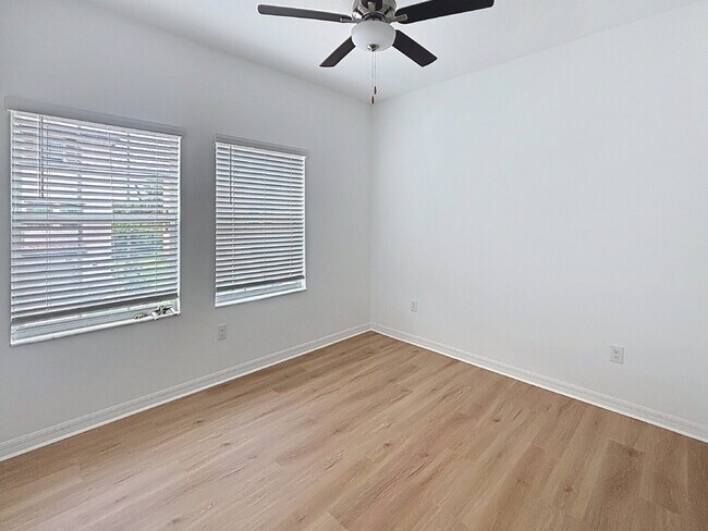 Building Photo - 822 Tennyson Mill Cir