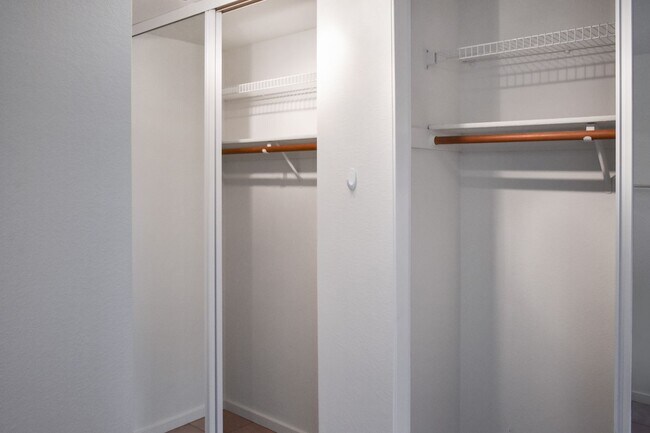 Building Photo - Welcome to Valley Crest Condos!