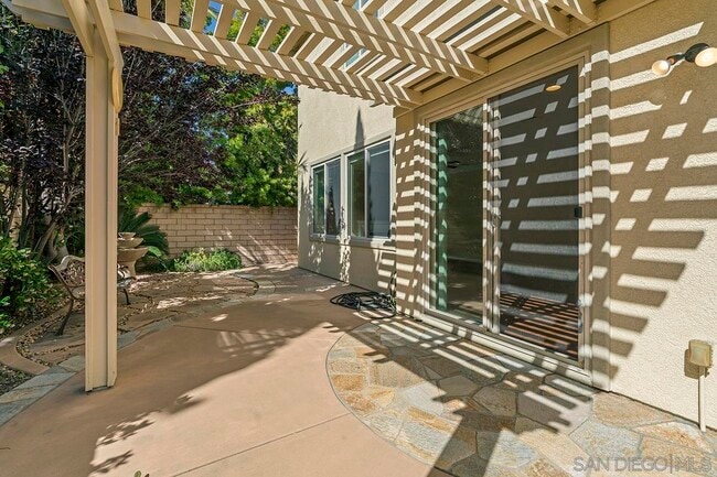 Building Photo - 11370 Stable Glen Pl