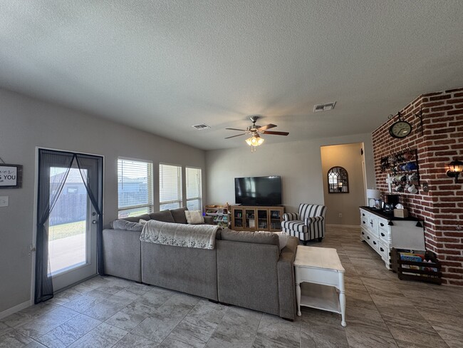 Building Photo - 7507 McCulloch Rd