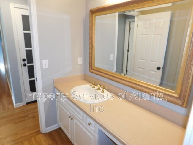 Building Photo - 5082 Sherrer Dr NW