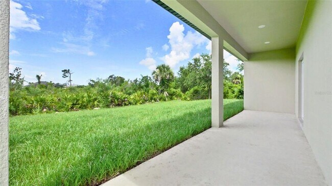 Building Photo - 13647 Begonia Cir