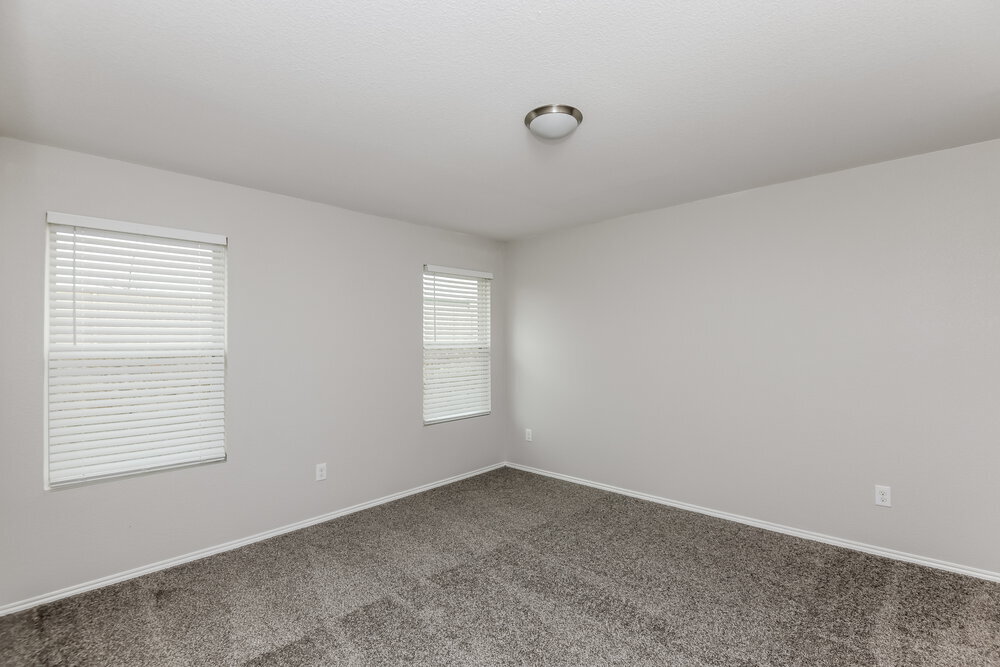 Building Photo - 3140 Middleview Rd