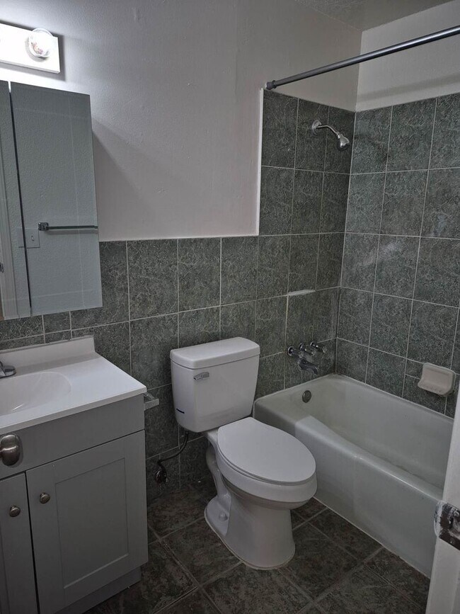 Building Photo - 3421 Tascosa St