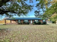 Building Photo - North Mebane