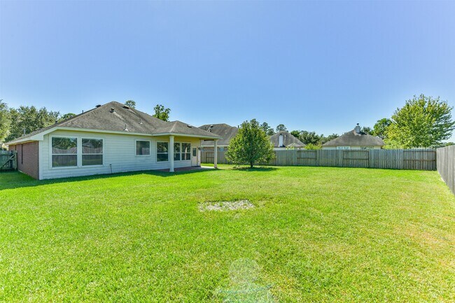 Building Photo - 13719 Rolling River Ln