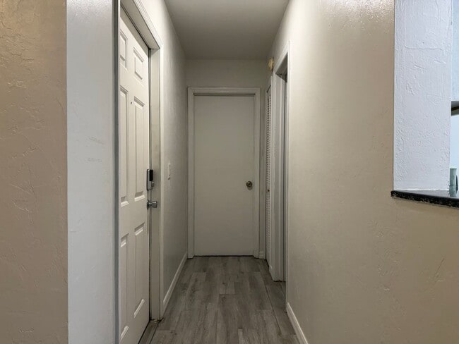 Building Photo - 7200 SW 8th Ave