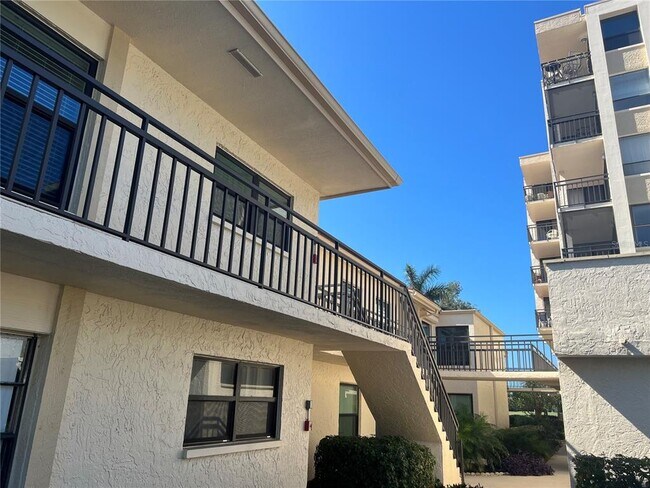 Primary Photo - 6180 Sun Blvd