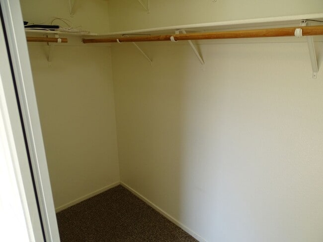 Building Photo - Well Kept One Story North Las Vegas Cul De...