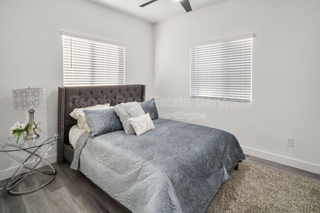 Building Photo - 4970 Genesee Ave