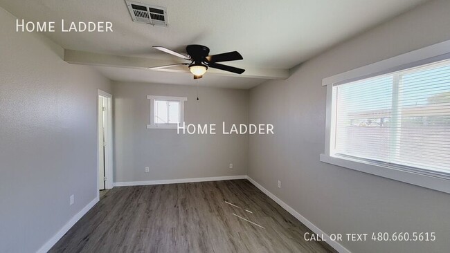 Building Photo - Spacious home in Casa Grande!