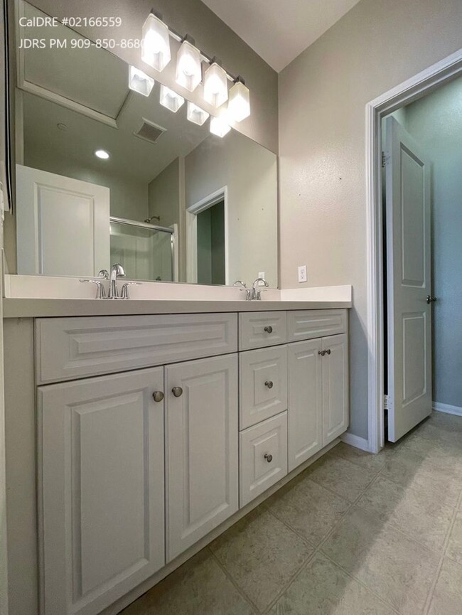 Building Photo - PRICE LOWERED! Mira Loma 3 Bedroom Home