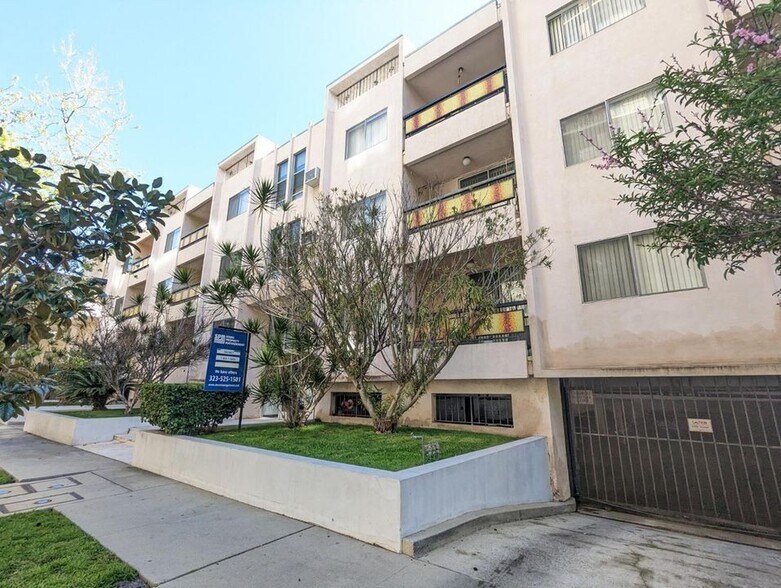 Building Photo - 118 S Wetherly Dr