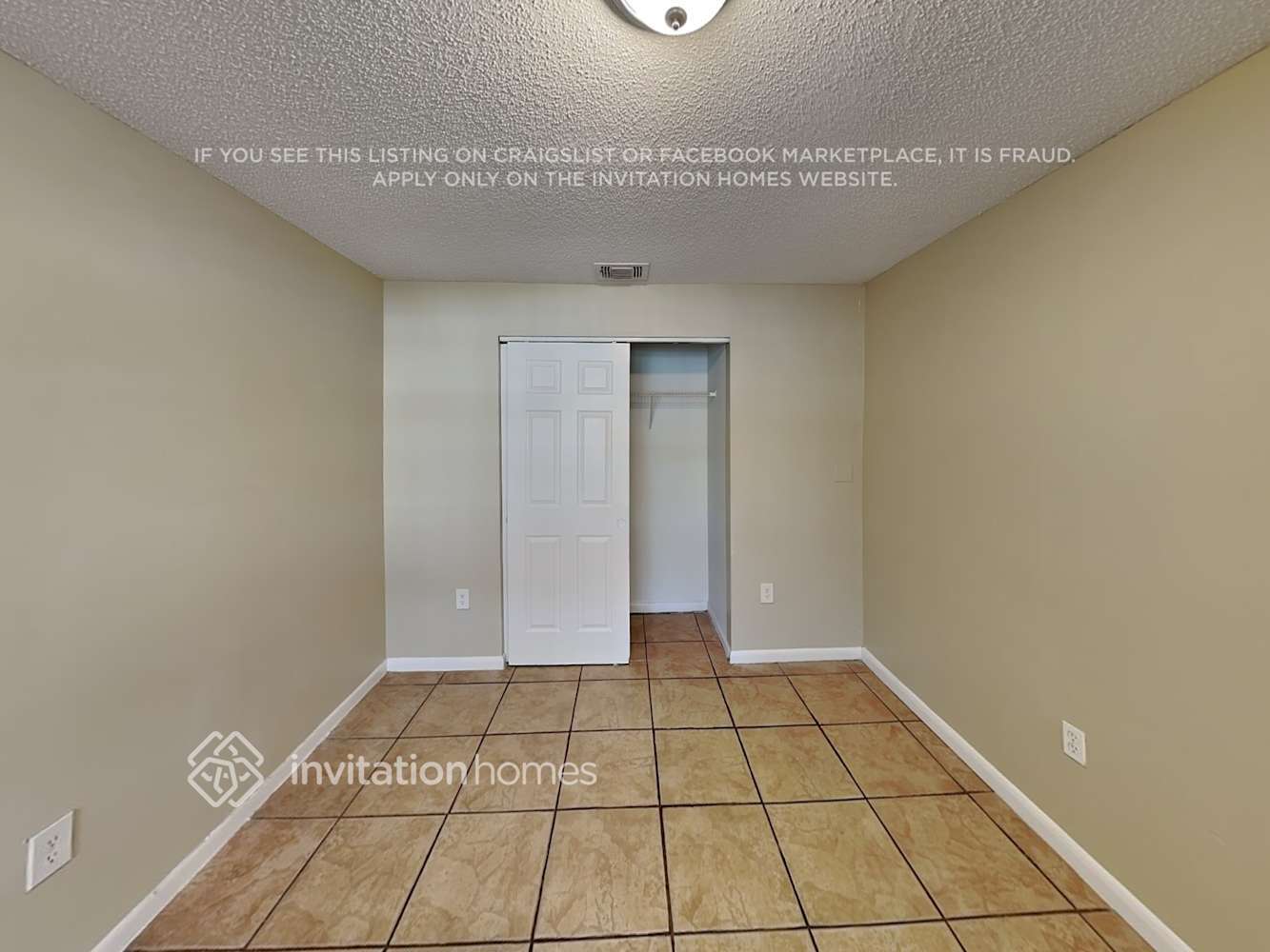 Building Photo - 13960 Beechwood Ct