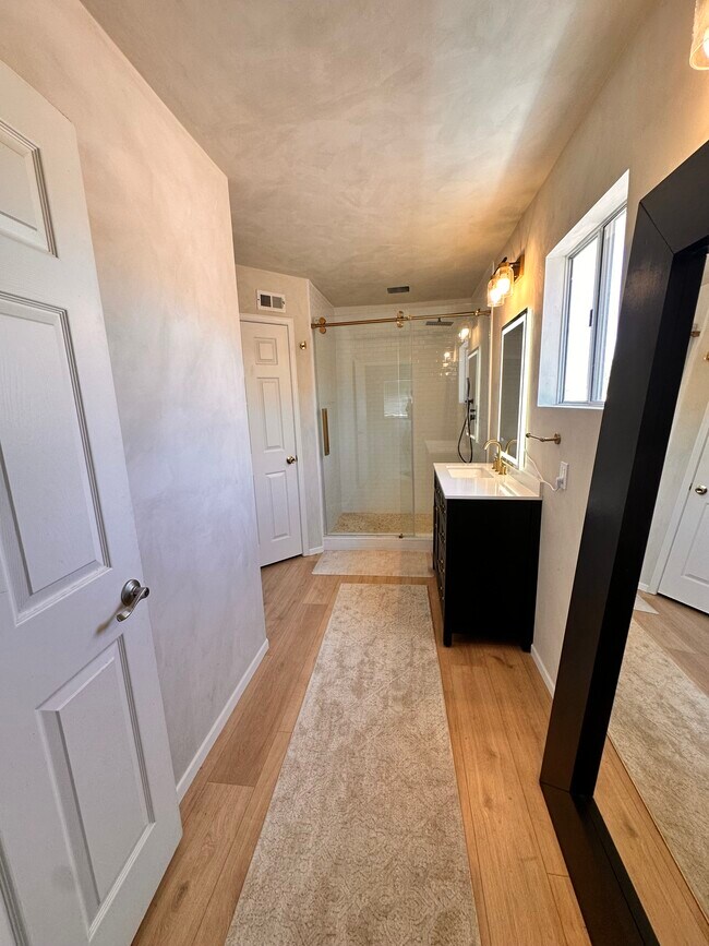 Building Photo - 23257 Joaquin Ridge Dr