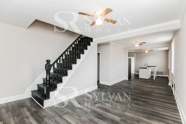 Building Photo - Charming 3BR 2 BA Ready for Move In