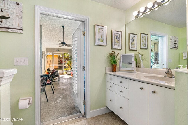 Building Photo - 6824 Amici Ct