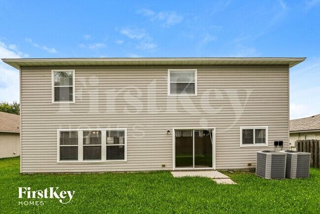 Building Photo - 737 Rembrandt Ave