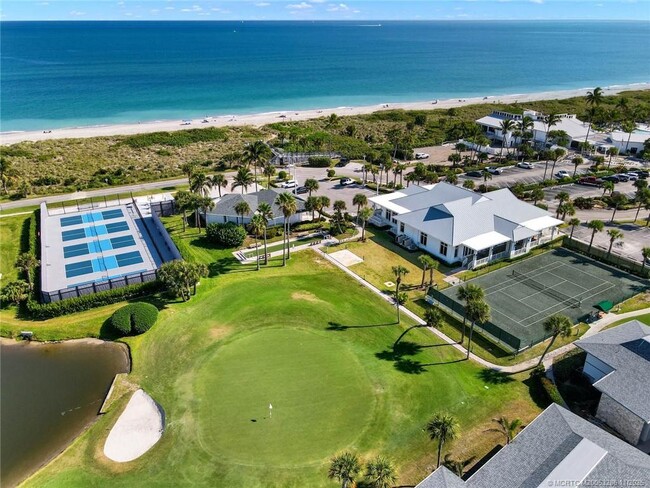 Building Photo - 301 S Compass Dr