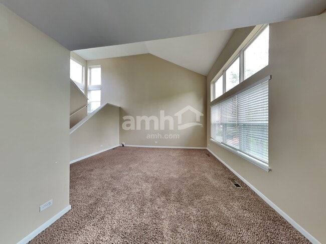 Building Photo - 2387 N Lancaster Ln
