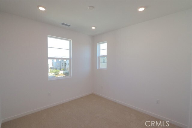 Building Photo - 1251 Grassland Rd