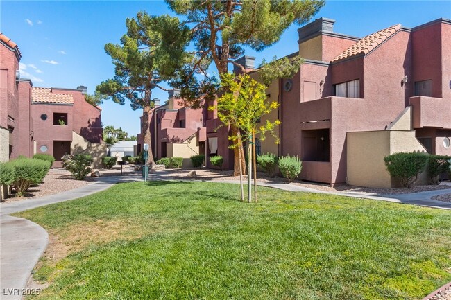 Building Photo - 4050 Pacific Harbors Dr