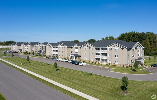 Building Photo - 8400 Pareti Pl