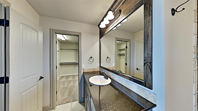 Building Photo - 4809 Arbuckle Dr