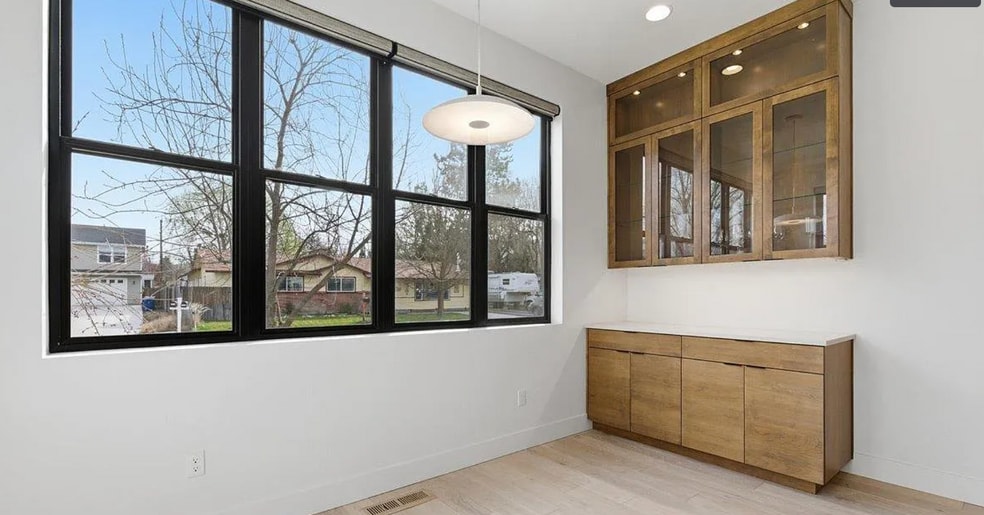 Building Photo - 2472 N Birchgrove Ln