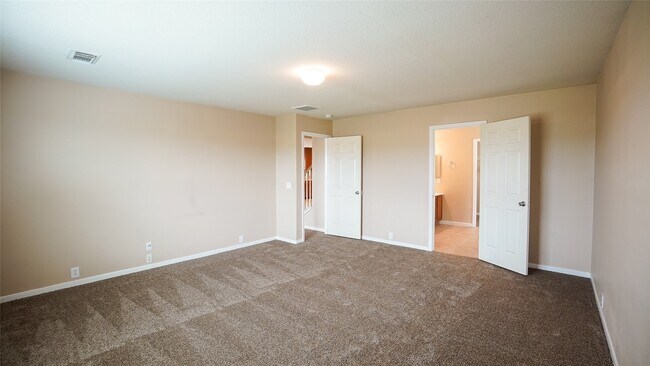 Building Photo - 16526 Bristle Creek Dr