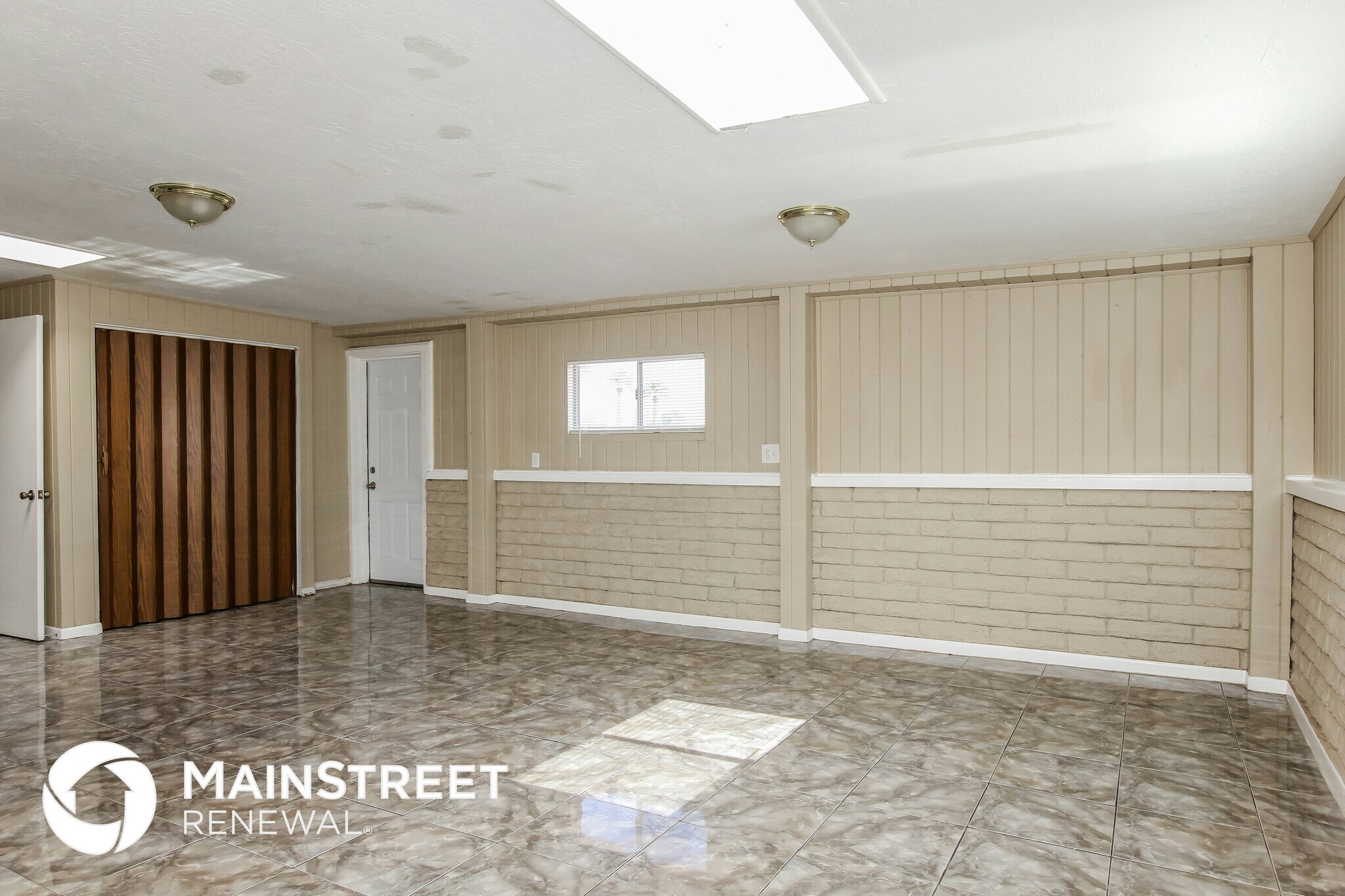 Building Photo - 3619 N 48th Ave