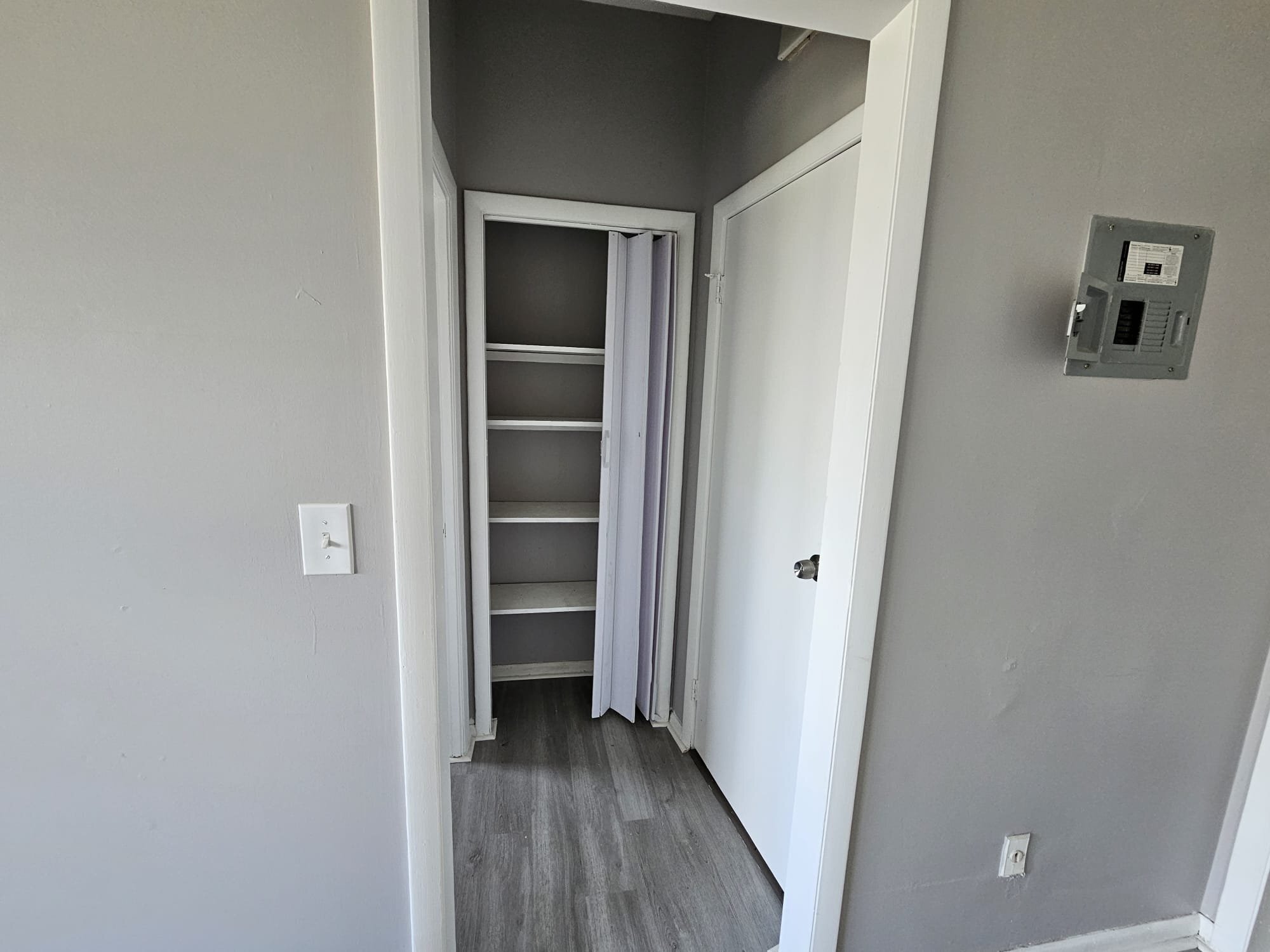 Building Photo - 392 E 147th St