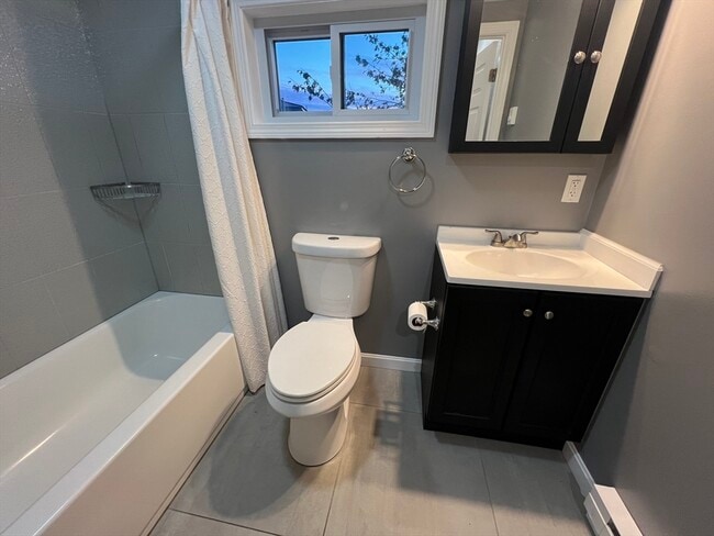 Building Photo - 96 Washington St