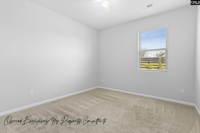 Building Photo - 548 Rimer Pond Rd